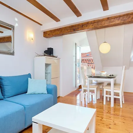 Hedera Estate Hedera A31 - Breakfast Included Apartament