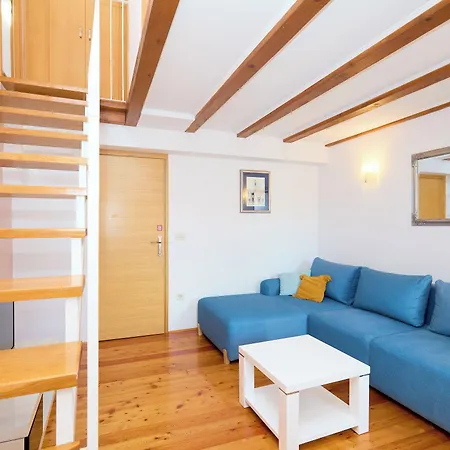 Hedera Estate Hedera A31 - Breakfast Included Apartment
